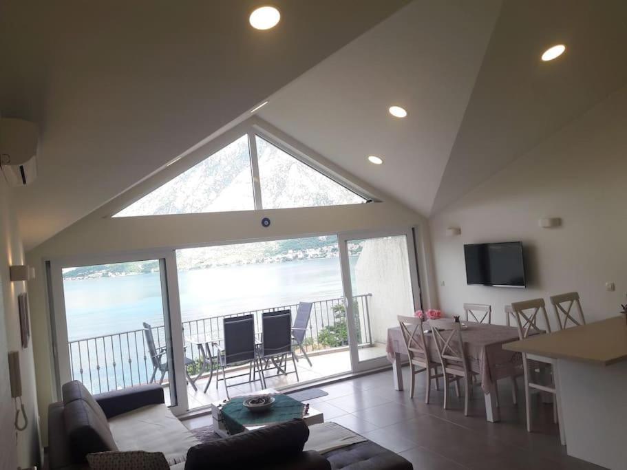 2Br Apartment With Pool Kotor Buitenkant foto