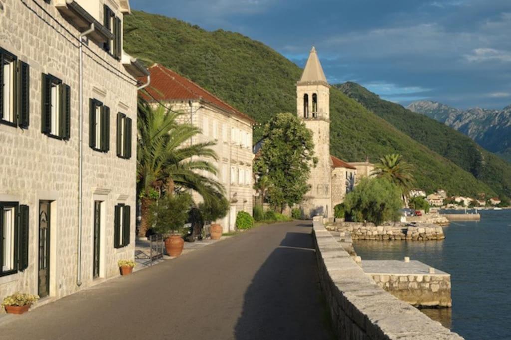 2Br Apartment With Pool Kotor Buitenkant foto