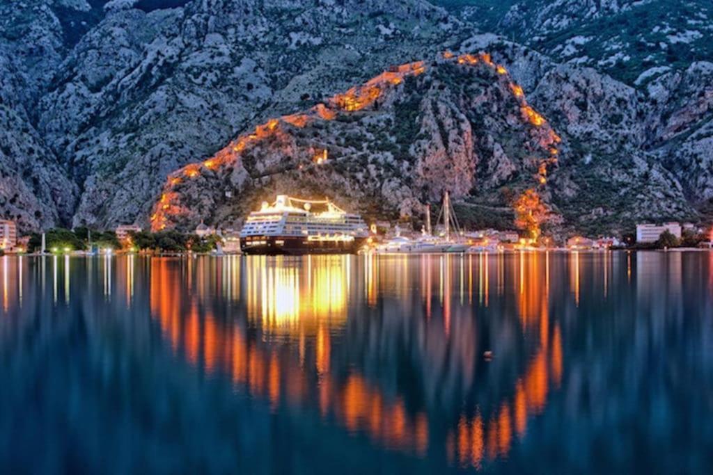 2Br Apartment With Pool Kotor Buitenkant foto