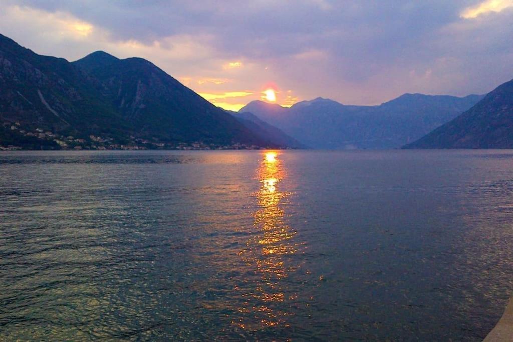 2Br Apartment With Pool Kotor Buitenkant foto